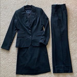 Banana Republic Suit Bundle - Blazer, Pants, Skirt